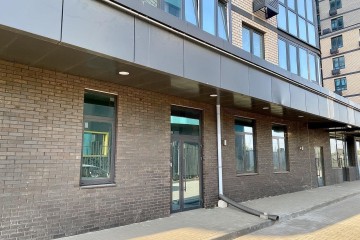 Фото №1: Торговое помещение 82 м² - Берёзовый, мкр. жилой комплекс Огурцы, ул. Целиноградская, 2И