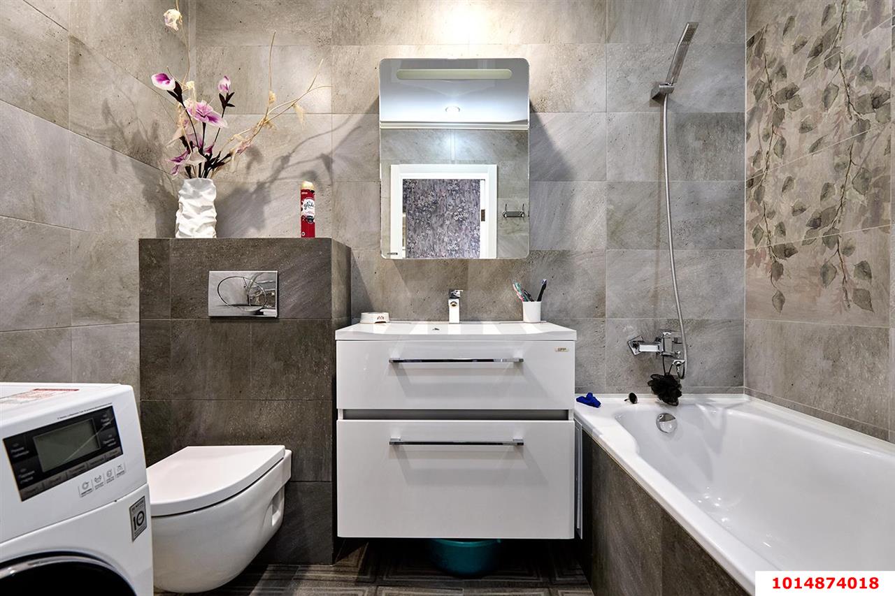 Фото №6: 3-комнатная квартира 59 м² - Краснодар, Центральный, ул. Ленина, 71