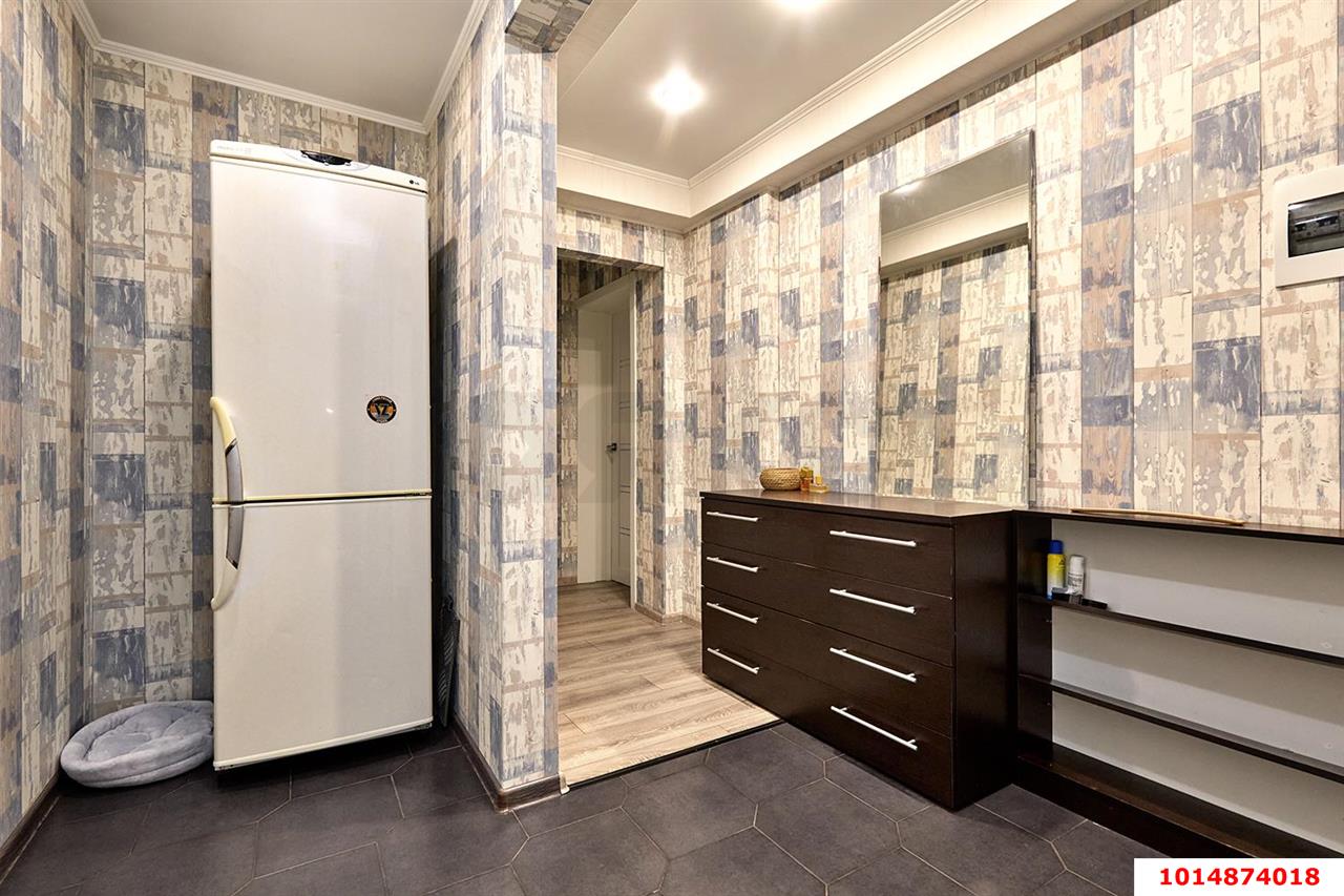 Фото №14: 3-комнатная квартира 59 м² - Краснодар, Центральный, ул. Ленина, 71