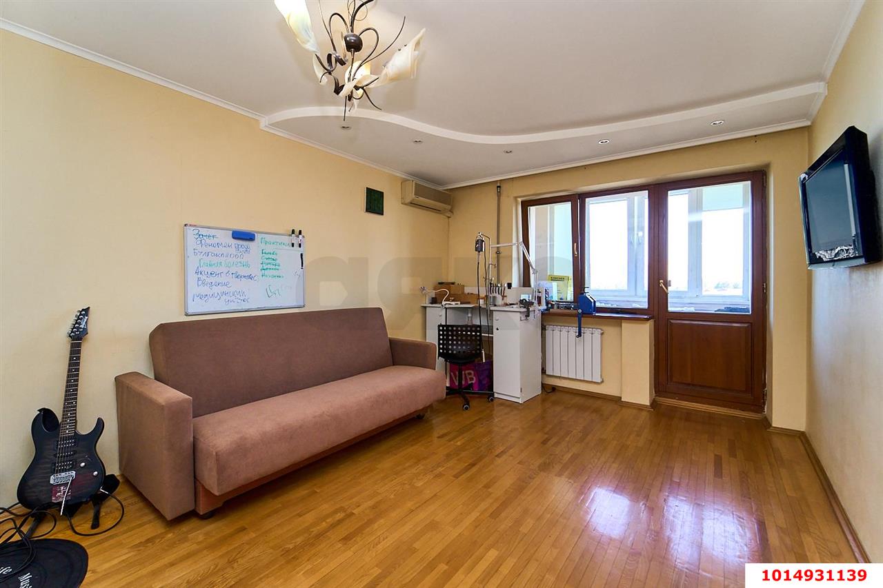 Фото №3: 2-комнатная квартира 56 м² - Краснодар, Центральный, ул. Гудимы, 25