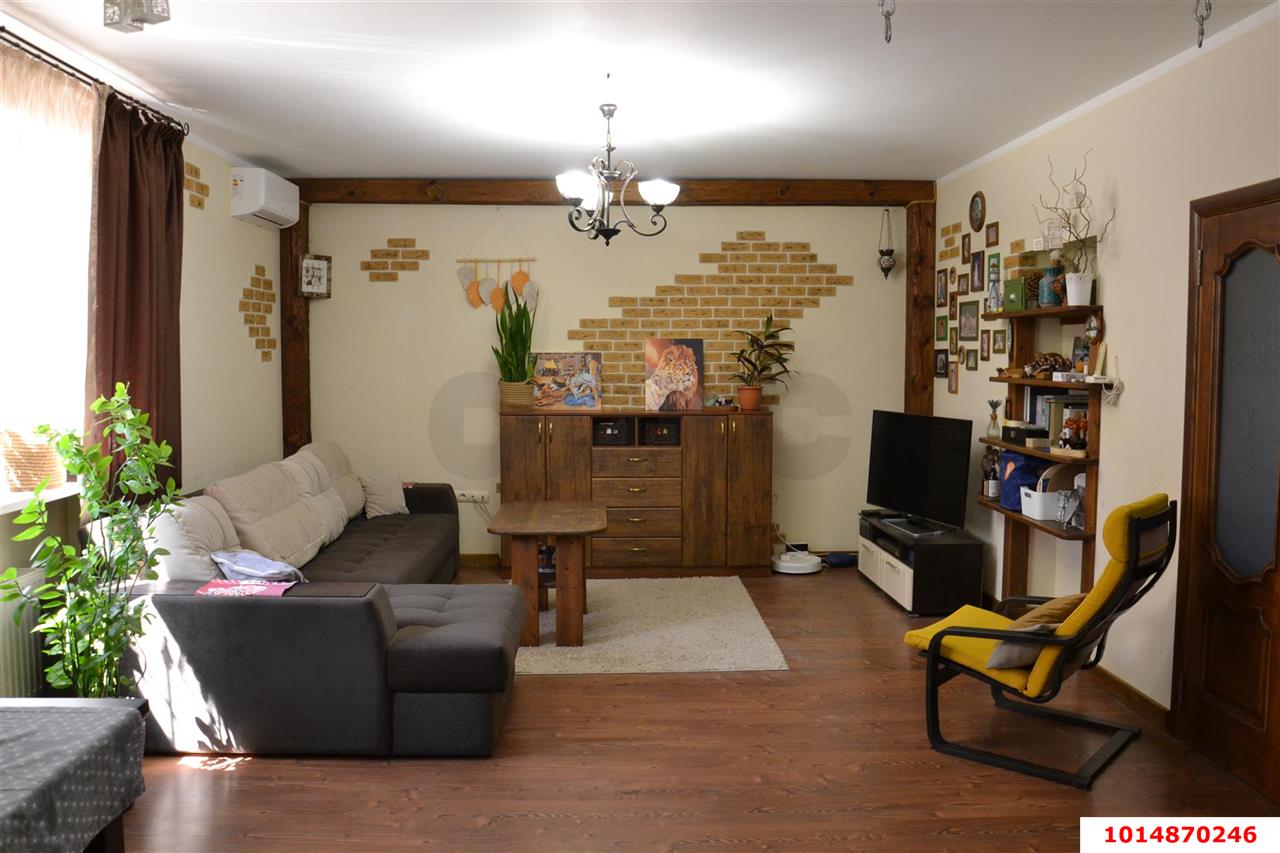 Фото №1: Дом 194 м² + 9 сот. - Краснодар, Сады Калинина, ул. Троицкая, 172