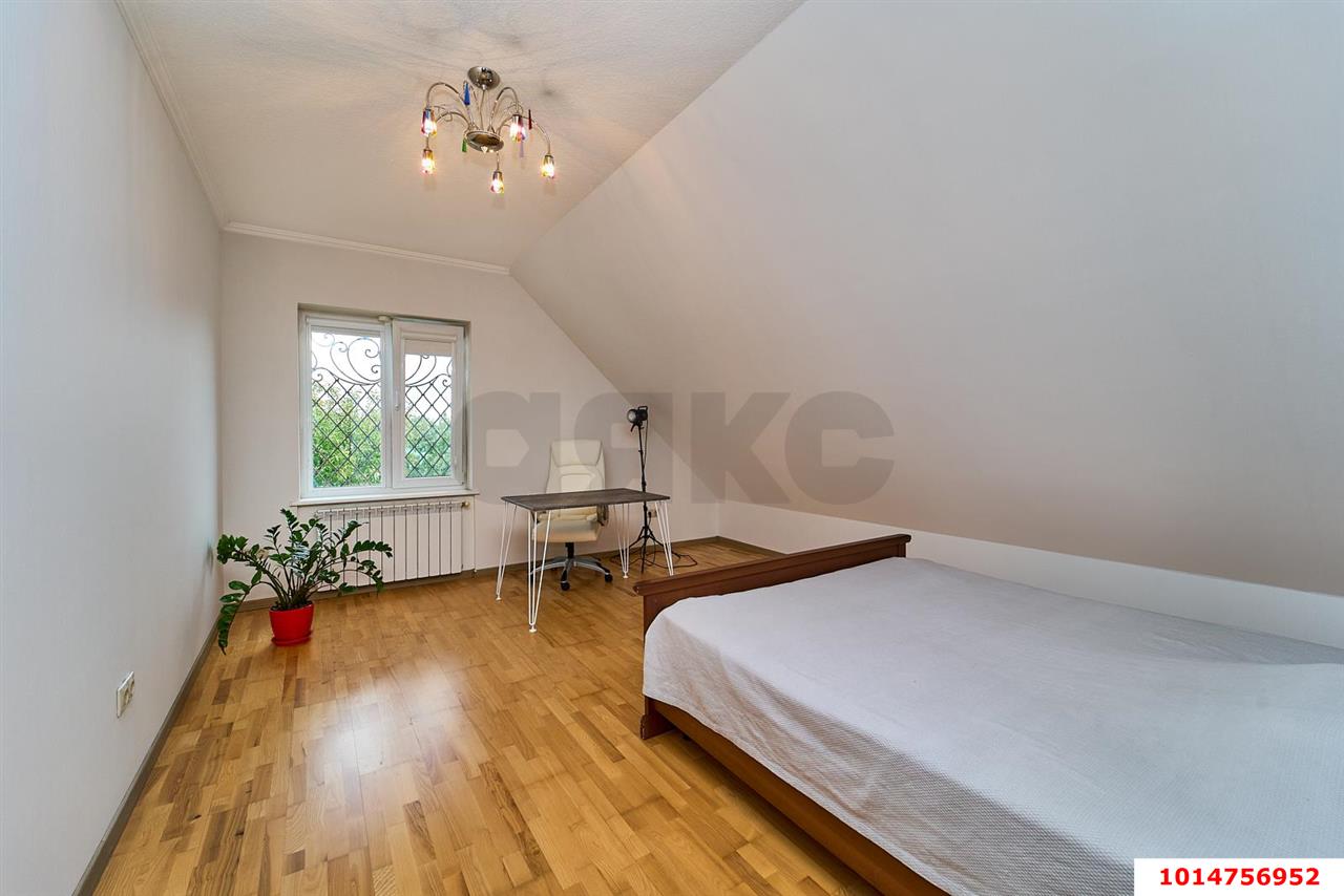 Фото №14: Дом 240 м² + 4 сот. - Краснодар, Прикубанский внутригородской округ, мкр. Фестивальный, ул. Передерия