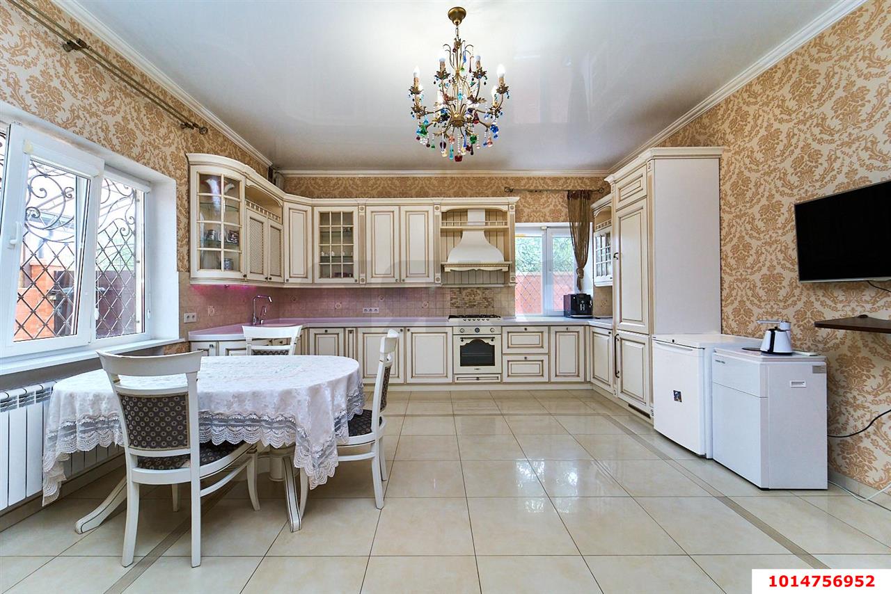 Фото №2: Дом 240 м² + 4 сот. - Краснодар, Фестивальный, ул. Передерия