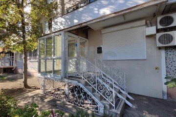 Фото №1: Торговое помещение 34 м² - Краснодар, мкр. Фестивальный, ул. Рашпилевская, 343