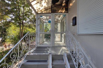 Фото №3: Торговое помещение 34 м² - Краснодар, мкр. Фестивальный, ул. Рашпилевская, 343