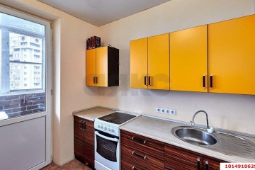 Фото №1: 2-комнатная квартира 62 м² - Краснодар, мкр. Краевая Клиническая Больница, ул. Восточно-Кругликовская, 76/2