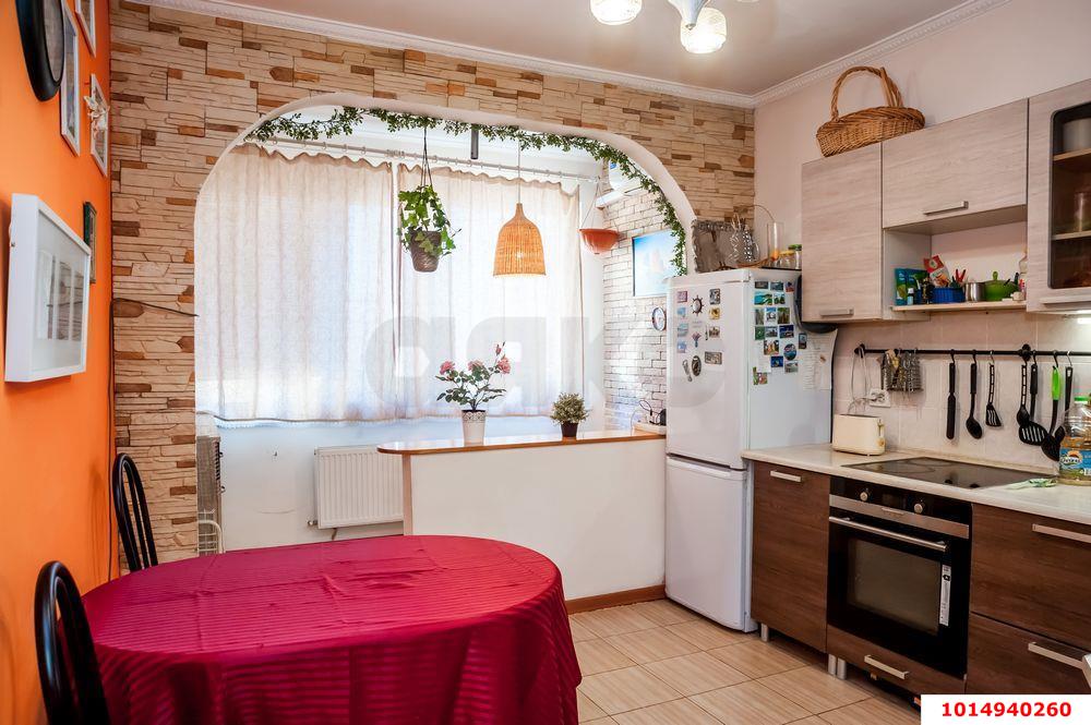 Фото №1: 2-комнатная квартира 65 м² - Краснодар, Завод Радиоизмерительных Приборов, пер. Ленинский, 6