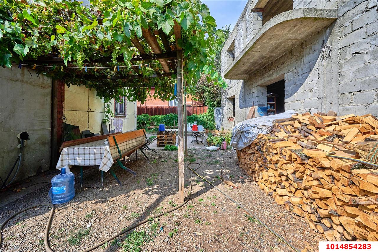 Фото №6: Дом 800 м² + 8 сот. - Знаменский, Карасунский внутригородской округ, мкр. СНТ Восход, ул. Малиновая