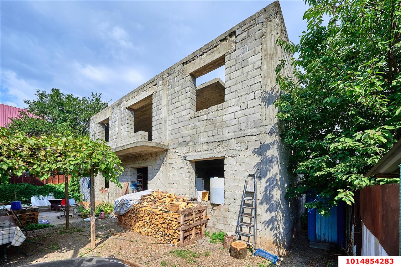 Фото №5: Дом 800 м² + 8 сот. - Знаменский, СНТ Восход, ул. Малиновая