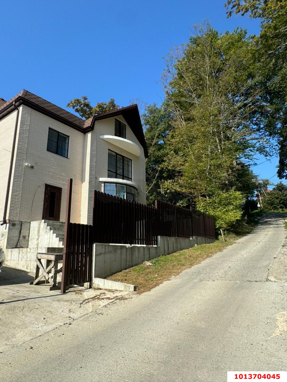 Фото №5: Дом 291 м² + 5 сот. - Весёлое, Адлерский, ул. Ереванская, 31А