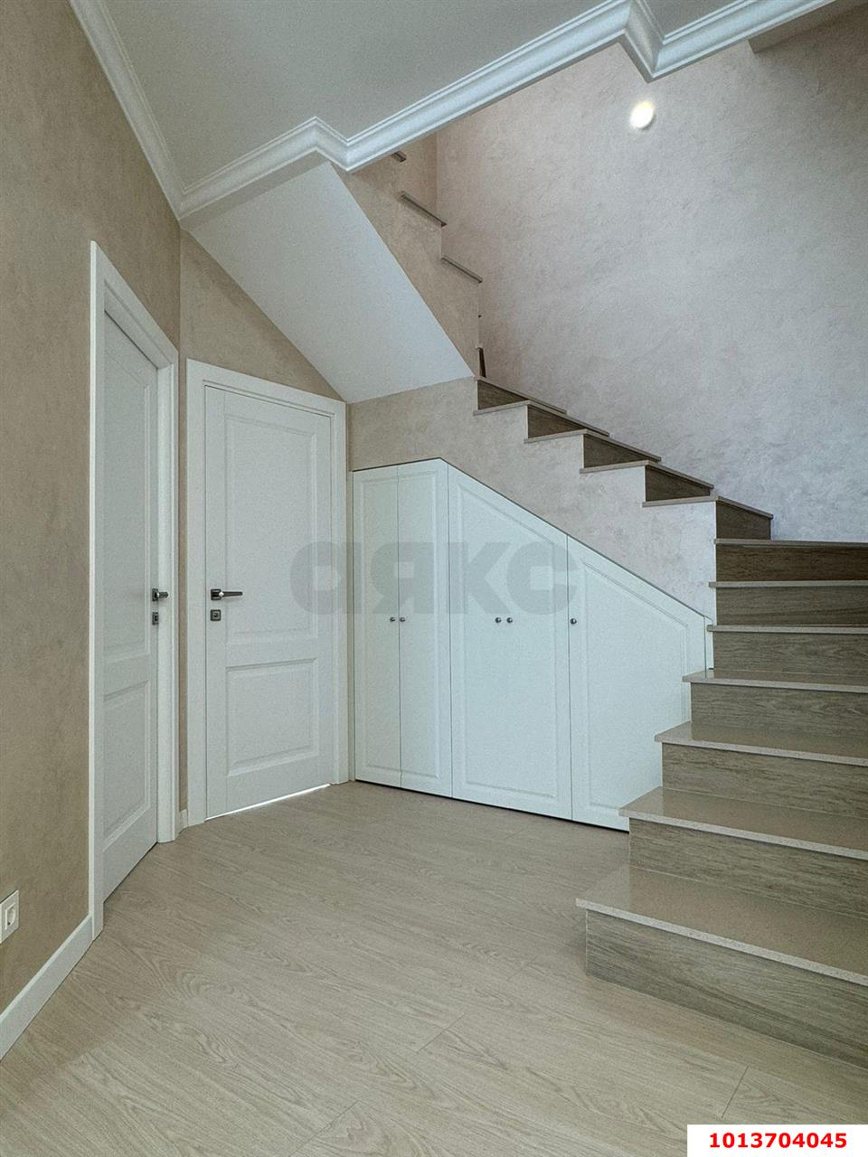 Фото №19: Дом 291 м² + 5 сот. - Весёлое, Адлерский, ул. Ереванская, 31А