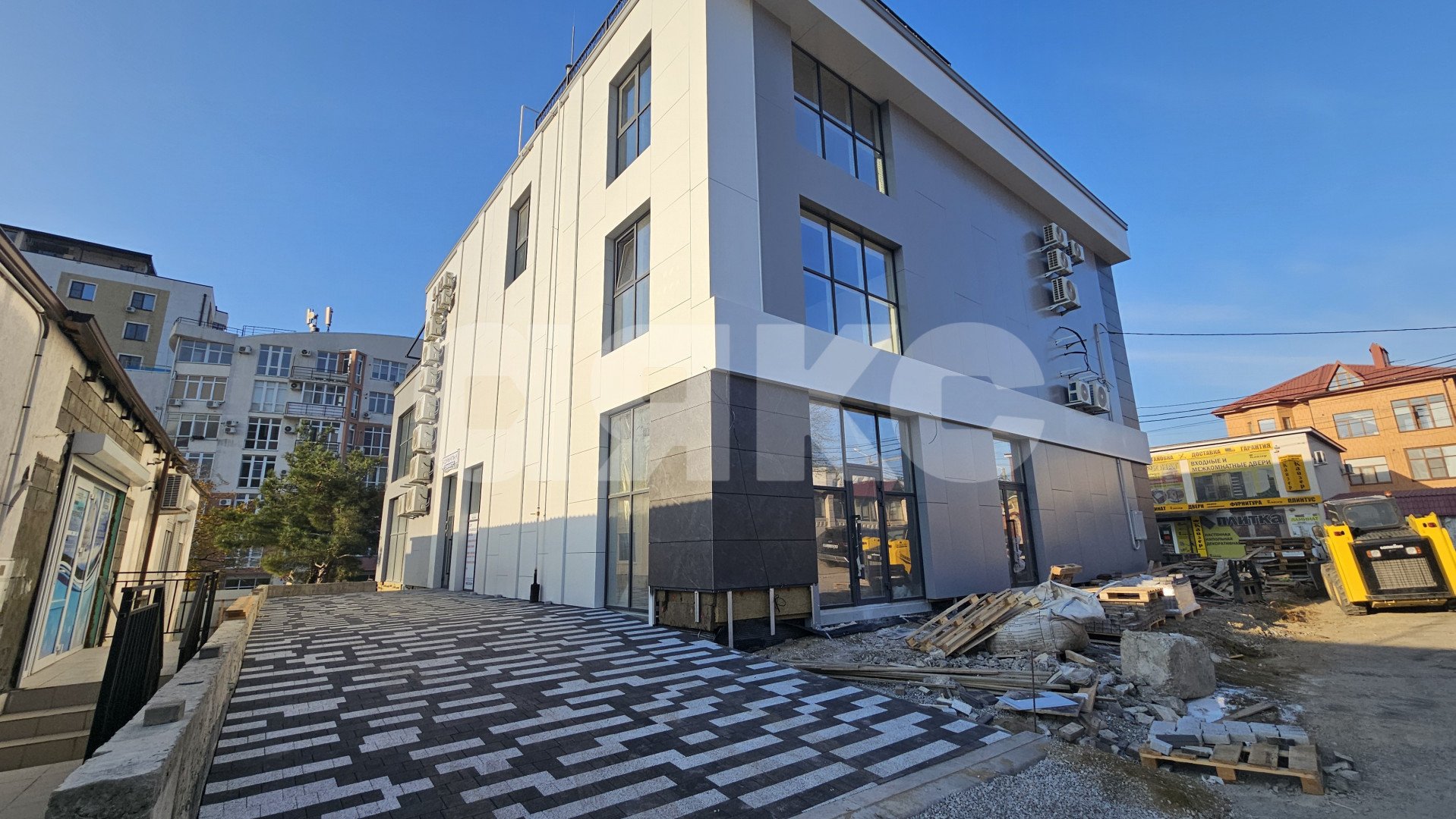 Фото №3: Коммерция 58 м² - Геленджик, ул. Киевская, 45А