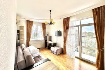 Фото №1: 2-комнатная квартира 58 м² - Геленджик, ул. Парковая, 8А