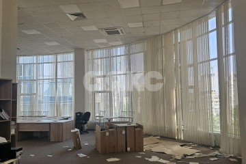 Фото №3: Коммерция 1000 м² - Ростов-на-Дону, р. Кировский, ул. Суворова, 91Б