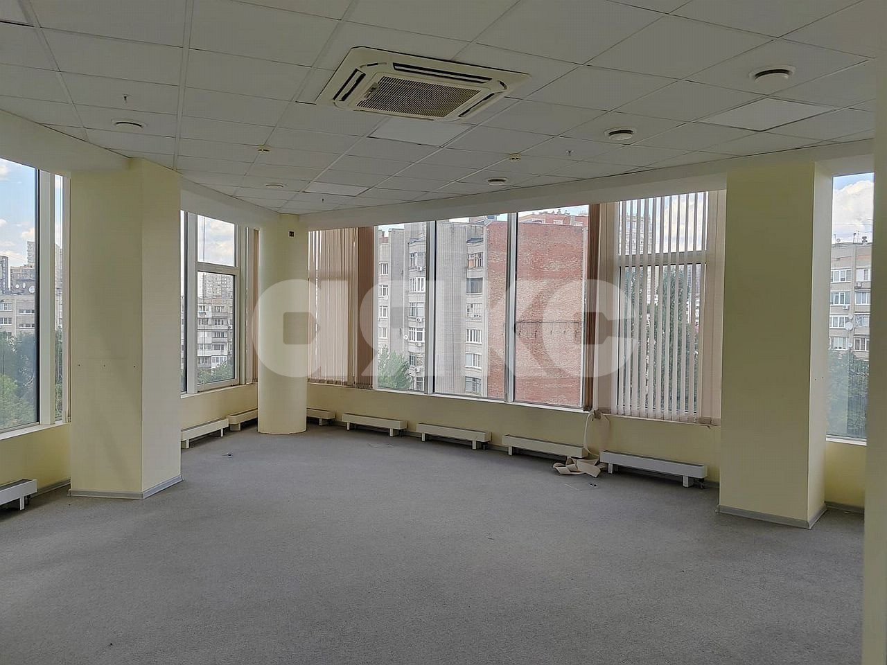 Фото №8: Коммерция 1000 м² - Ростов-на-Дону, Кировский, ул. Суворова, 91Б