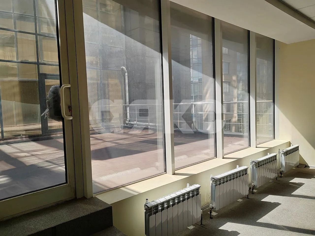 Фото №11: Коммерция 1000 м² - Ростов-на-Дону, Кировский, ул. Суворова, 91Б