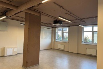 Фото №3: Торговое помещение 120 м² - Краснодар, мкр. имени Маршала Жукова, ул. Александра Покрышкина, 2/2