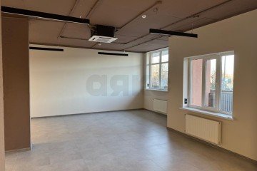 Фото №4: Торговое помещение 120 м² - Краснодар, мкр. имени Маршала Жукова, ул. Александра Покрышкина, 2/2