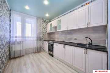 Фото №1: 3-комнатная квартира 62 м² - Краснодар, мкр. Светлоград, ул. Красных Партизан, 1/3к8