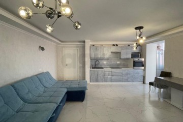 Фото №1: 2-комнатная квартира 64 м² - Краснодар, мкр. Дубинка, пер. Угольный, 12