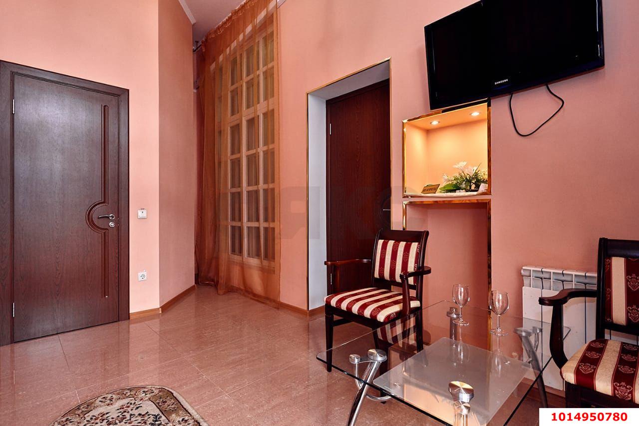 Фото №7: Дом 424 м² + 6.2 сот. - Краснодар, Западный внутригородской округ, мкр. Фестивальный, ул. Кропоткина, 94