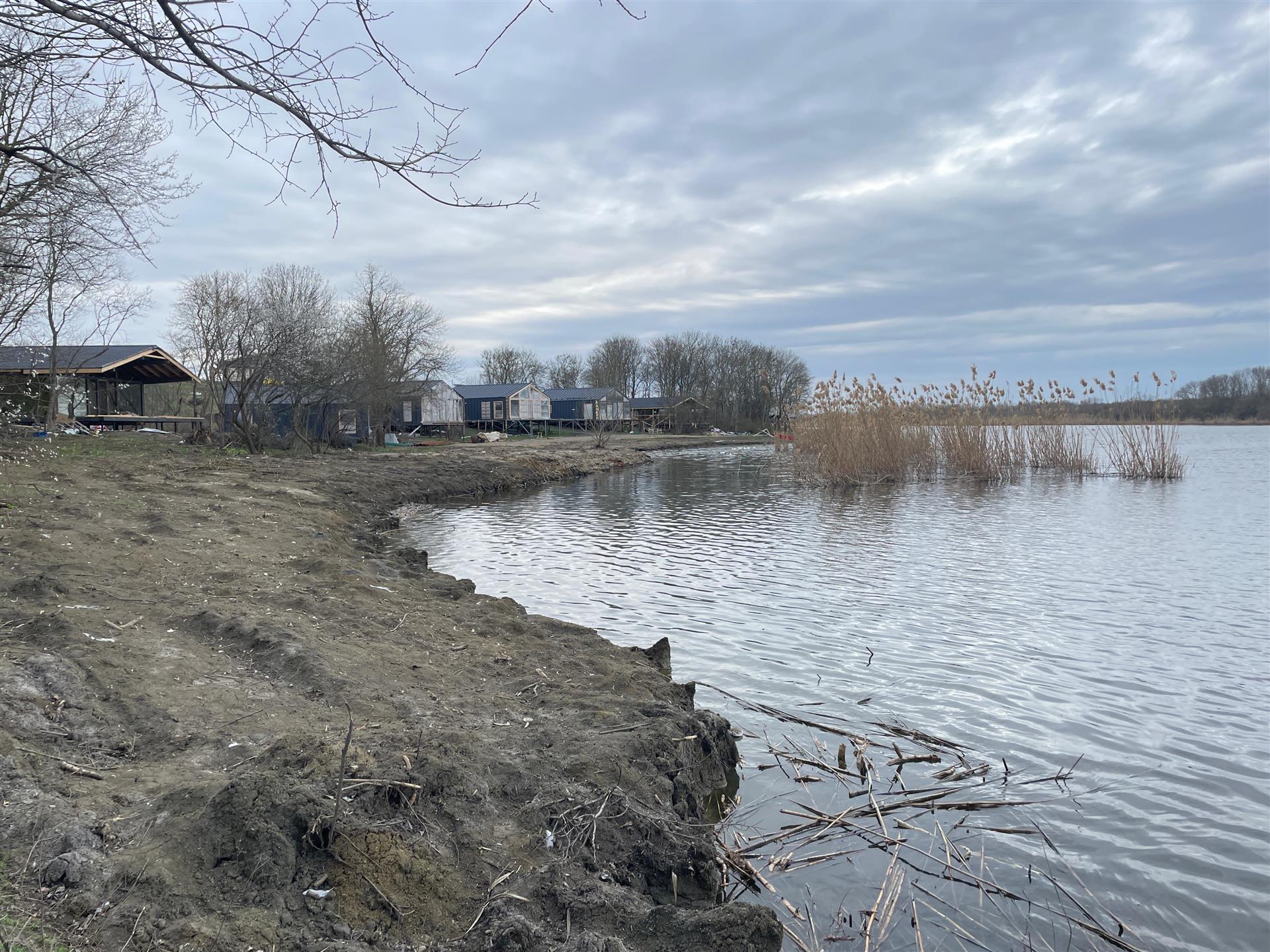 Фото №1: Коммерция 10 м² - садово- Адыгея, 1035