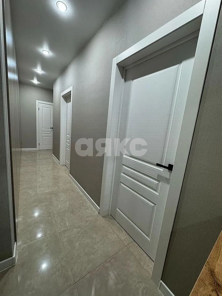 Фото №2: 2-комнатная квартира 56 м² - Ростов-на-Дону, Северный, б-р Комарова, 1Ес6