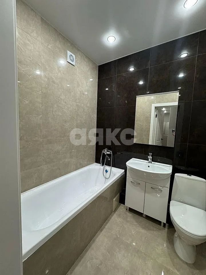 Фото №6: 2-комнатная квартира 56 м² - Ростов-на-Дону, Северный, б-р Комарова, 1Ес6