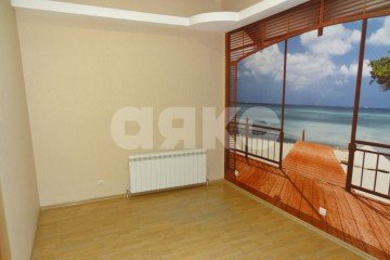 Фото №2: Коммерция 60 м² - Геленджик, ул. Первомайская, 37