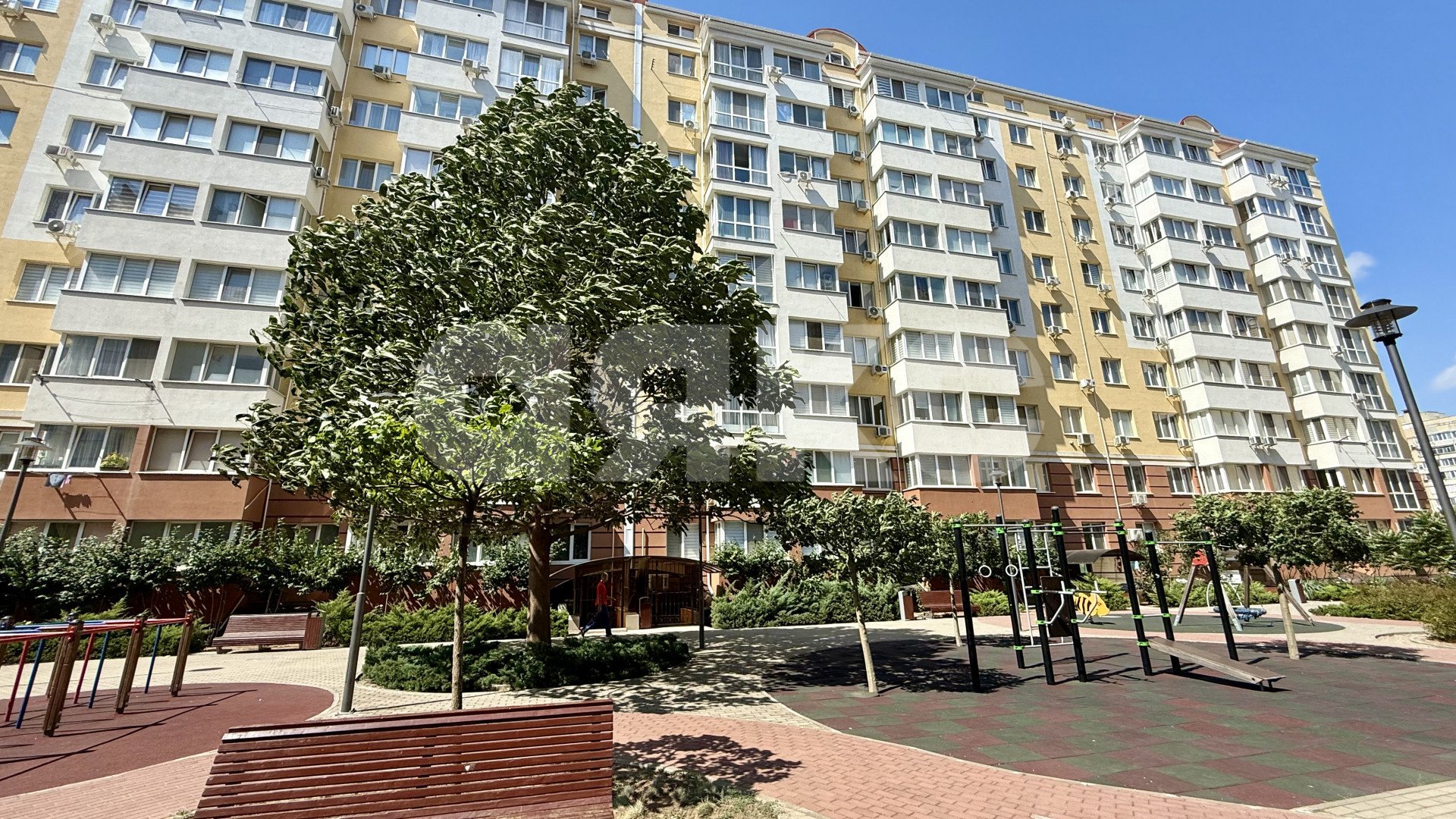 Фото №5: Коммерция 44 м² - Симферополь, ЖК Столичный, ул. Железнодорожная, 1Д