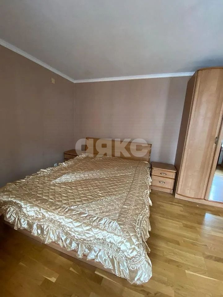 Фото №9: 3-комнатная квартира 98 м² - Ростов-на-Дону, Нахичевань, ул. 14-я Линия, 78