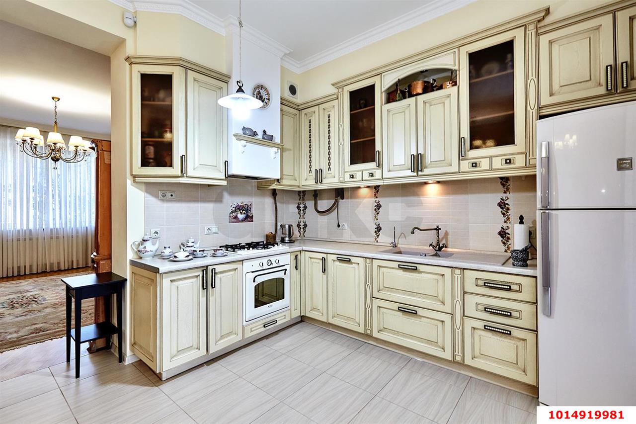 Фото №6: Дом 241 м² + 7 сот. - Краснодар, Прикубанский внутригородской округ, Школьный, мкр. Круглик, ул. Баканская, 28/7