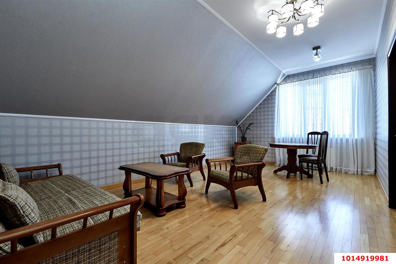 Фото №11: Дом 241 м² + 7 сот. - Краснодар, Прикубанский внутригородской округ, Школьный, мкр. Круглик, ул. Баканская, 28/7