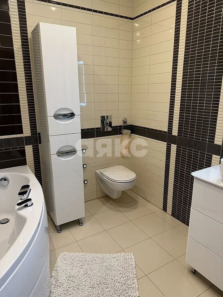 Фото №35: 3-комнатная квартира 71 м² - Ростов-на-Дону, Нахичевань, ул. 13-я Линия, 18/26