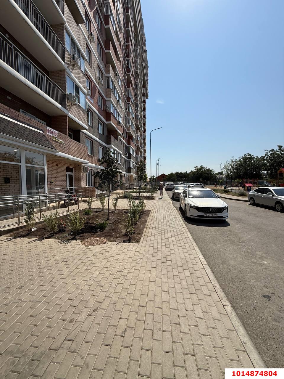 Фото №4: Торговое помещение 62 м² - Краснодар, ЖК Акварели-2, ул. Тепличная, 62/1к3