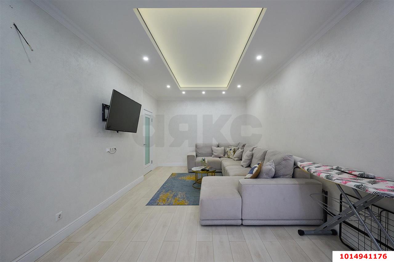 Фото №8: 3-комнатная квартира 93 м² - Краснодар, Юбилейный, ул. 70-летия Октября, 1/5