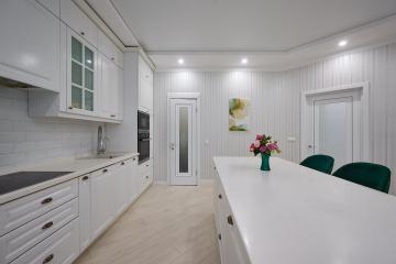 Фото №2: 3-комнатная квартира 93 м² - Краснодар, мкр. Юбилейный, ул. 70-летия Октября, 1/5