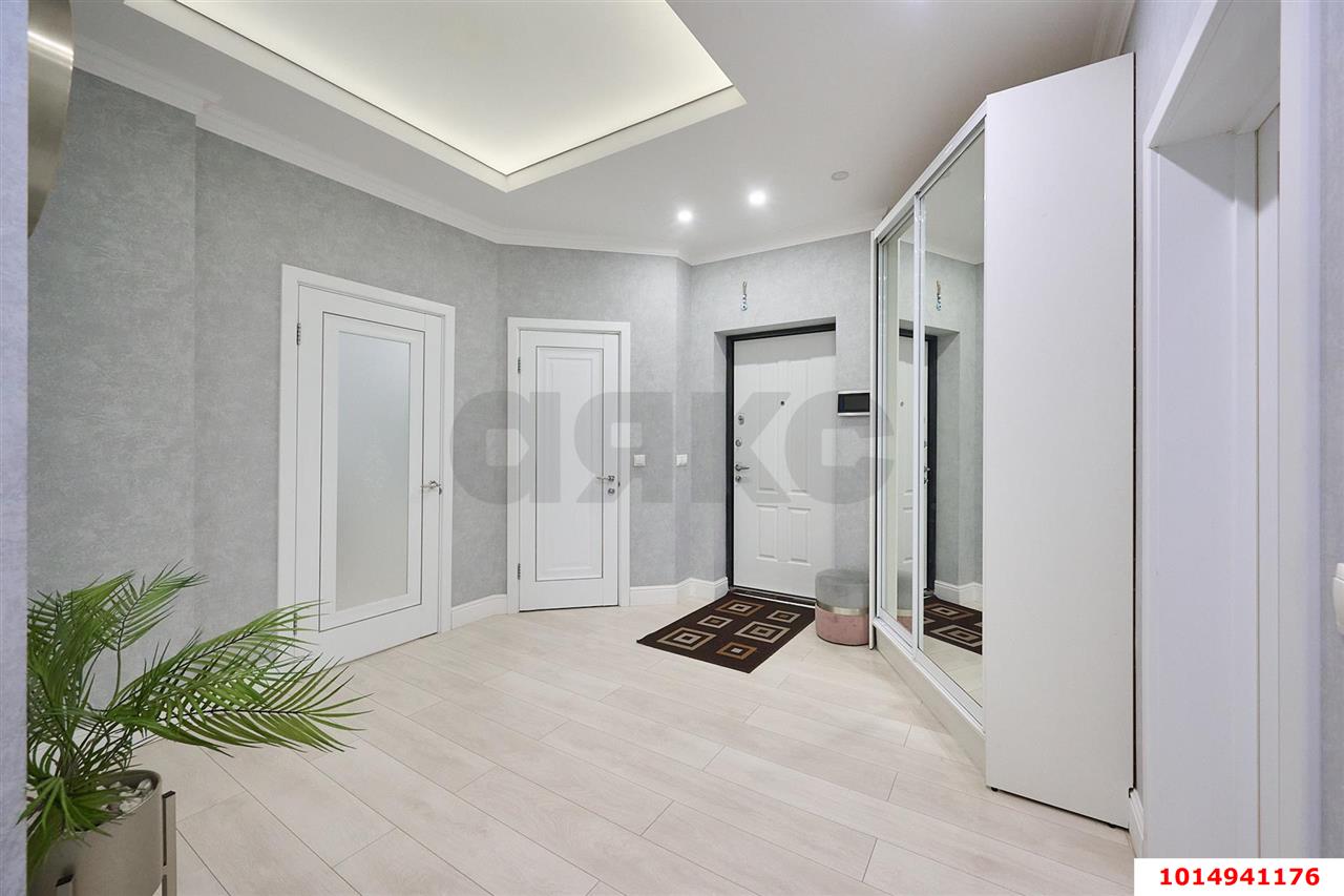 Фото №17: 3-комнатная квартира 93 м² - Краснодар, Юбилейный, ул. 70-летия Октября, 1/5