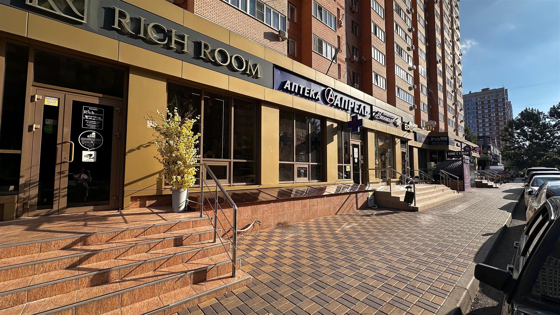 Фото №2: Коммерция 190 м² - Краснодар, Прикубанский внутригородской округ, ЖК Смоленский, Панорама, мкр. жилой комплекс Смоленский, ул. Восточно-Кругликовская, 30/2