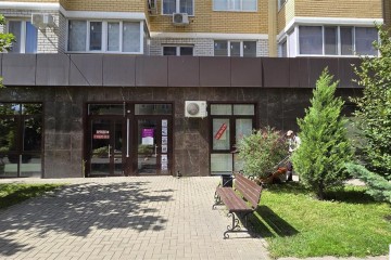 Фото №2: Торговое помещение 52 м² - Краснодар, мкр. Светлоград, ул. Красных Партизан, 1/4к7