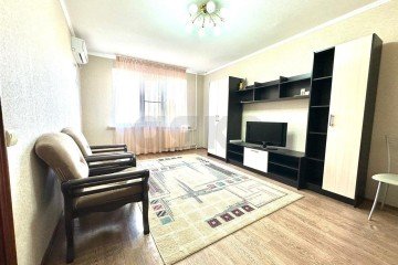 Фото №3: 1-комнатная квартира 42 м² - Краснодар, мкр. Юбилейный, б-р Платановый, 15