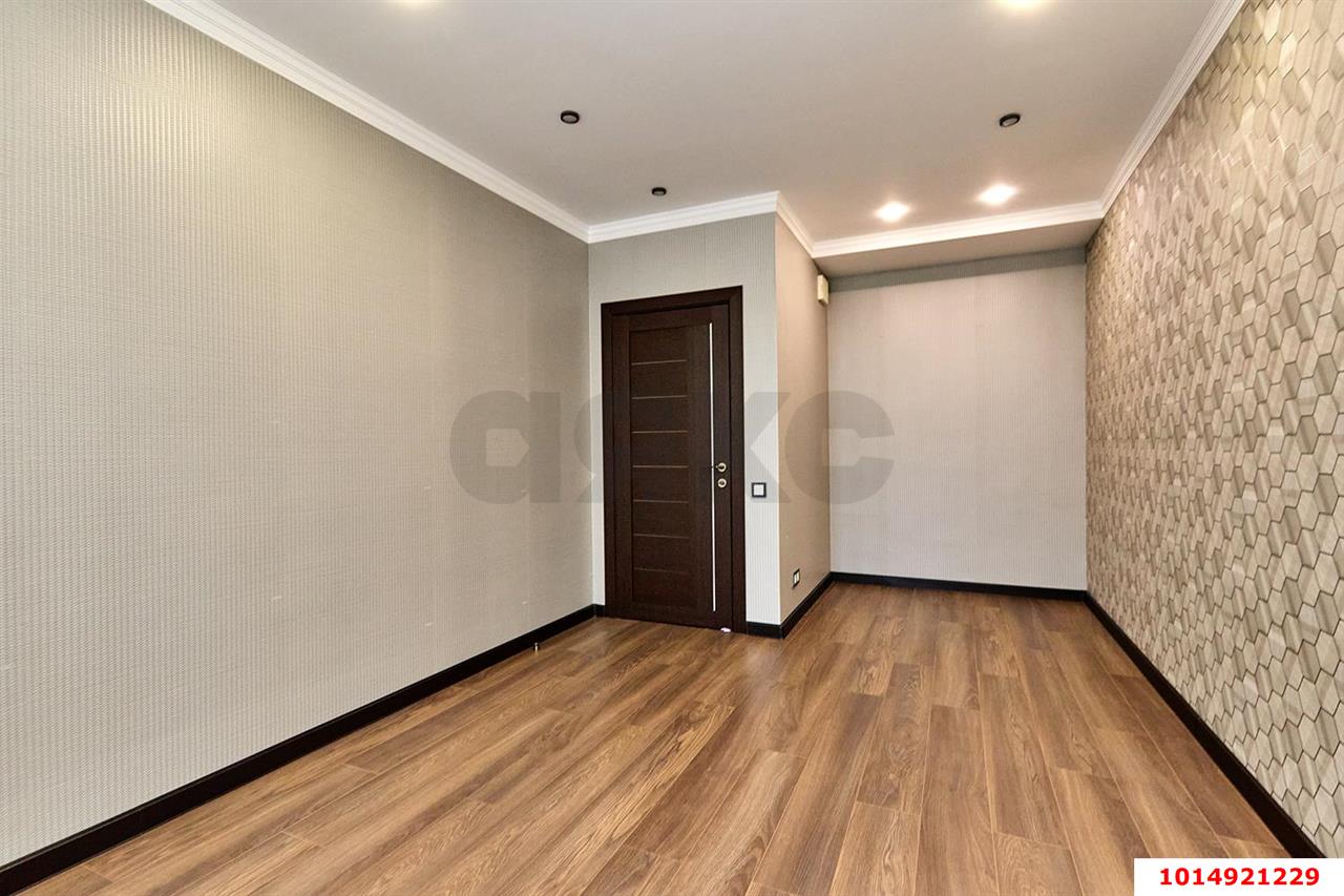 Фото №6: 2-комнатная квартира 110 м² - Краснодар, Центральный, ул. Будённого, 129