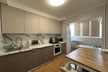 Фото №1: 3-комнатная квартира 63 м² - Краснодар, мкр. Центральный, ул. Коммунаров, 57