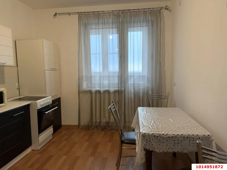 Фото №9: 1-комнатная квартира 43 м² - Краснодар, ЖК Солнечный Остров, Центральный внутригородской округ, Черёмушки, мкр. жилой комплекс Солнечный Остров, ул. Кубанская, 58