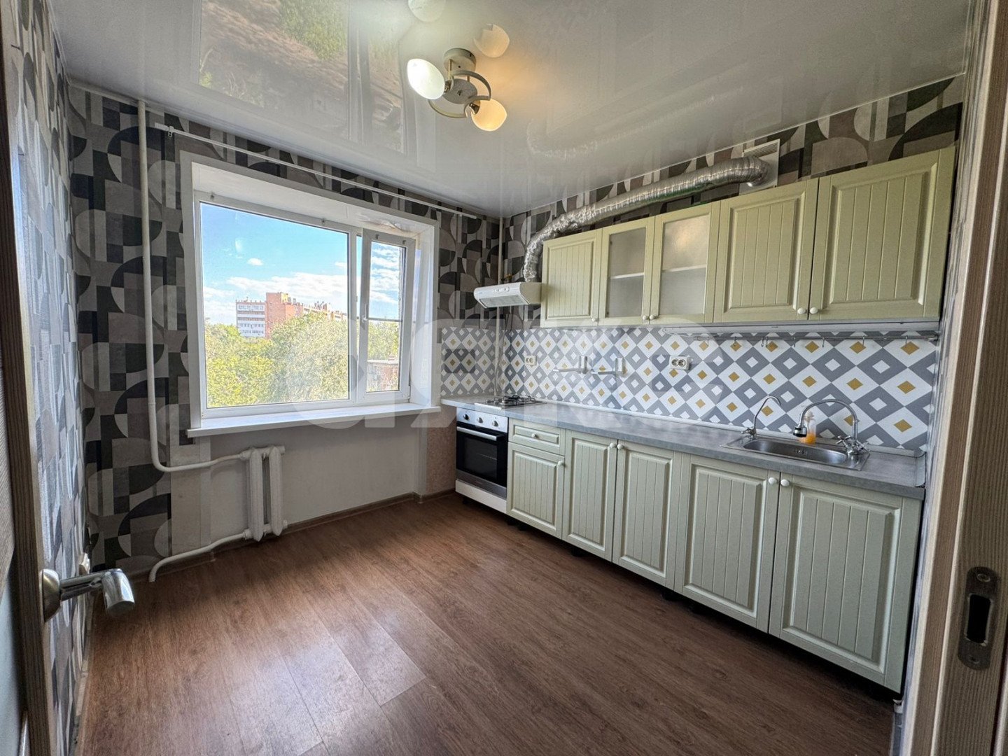 Фото №2: 1-комнатная квартира 35 м² - Ростов-на-Дону, Ворошиловский, ул. Нариманова, 76