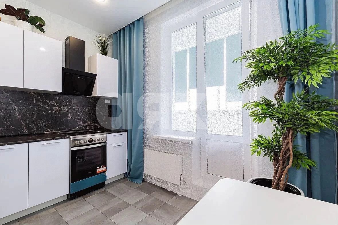 Фото №1: 1-комнатная квартира 38 м² - Ростов-на-Дону, 1-й  Западные Ворота, пр-кт Маршала Жукова, 36/5