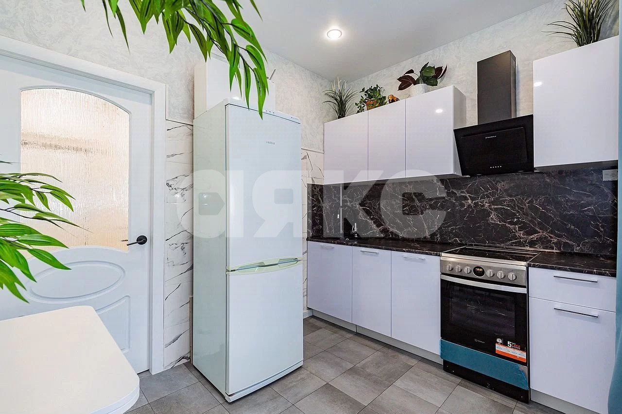 Фото №2: 1-комнатная квартира 38 м² - Ростов-на-Дону, 1-й  Западные Ворота, пр-кт Маршала Жукова, 36/5