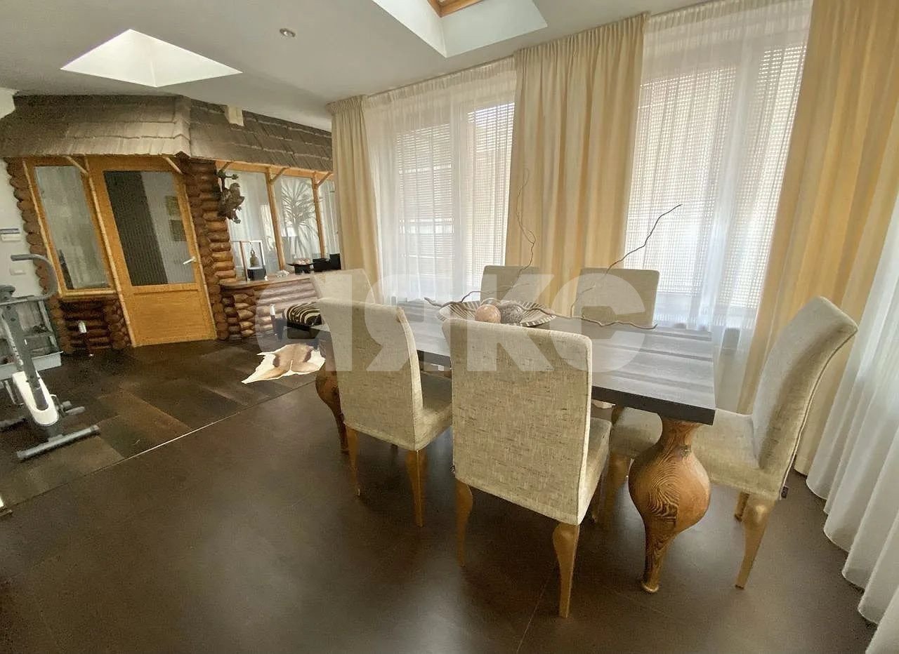 Фото №22: 5+-комнатная квартира 240 м² - Ростов-на-Дону, Богатяновка, ул. Социалистическая, 140