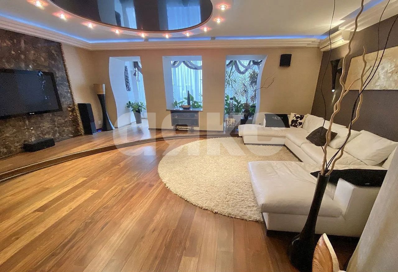 Фото №13: 5+-комнатная квартира 240 м² - Ростов-на-Дону, Богатяновка, ул. Социалистическая, 140