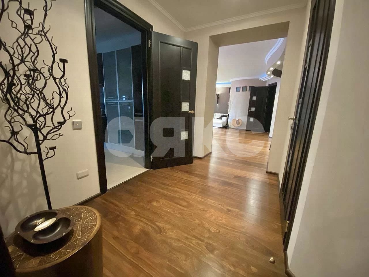 Фото №26: 5+-комнатная квартира 240 м² - Ростов-на-Дону, Богатяновка, ул. Социалистическая, 140